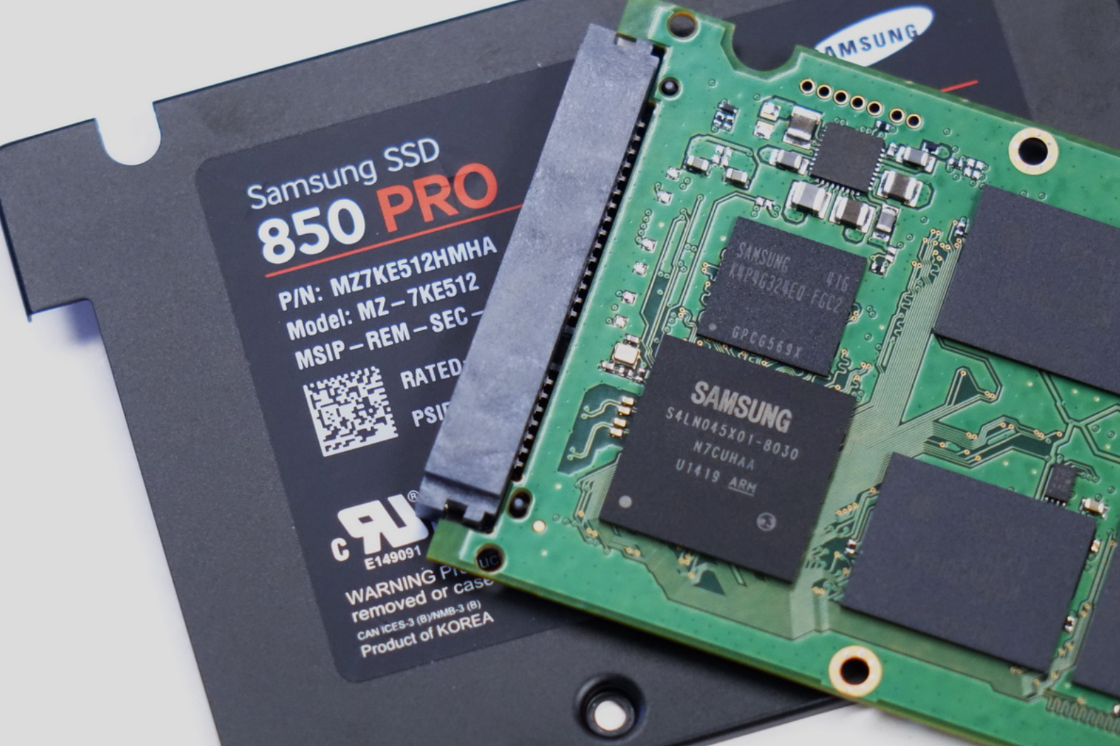 Cara Mengetahui Laptop SSD atau HDD