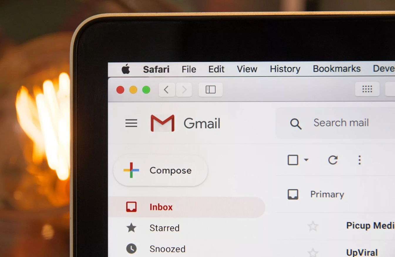 Cara Menarik Pesan di Gmail